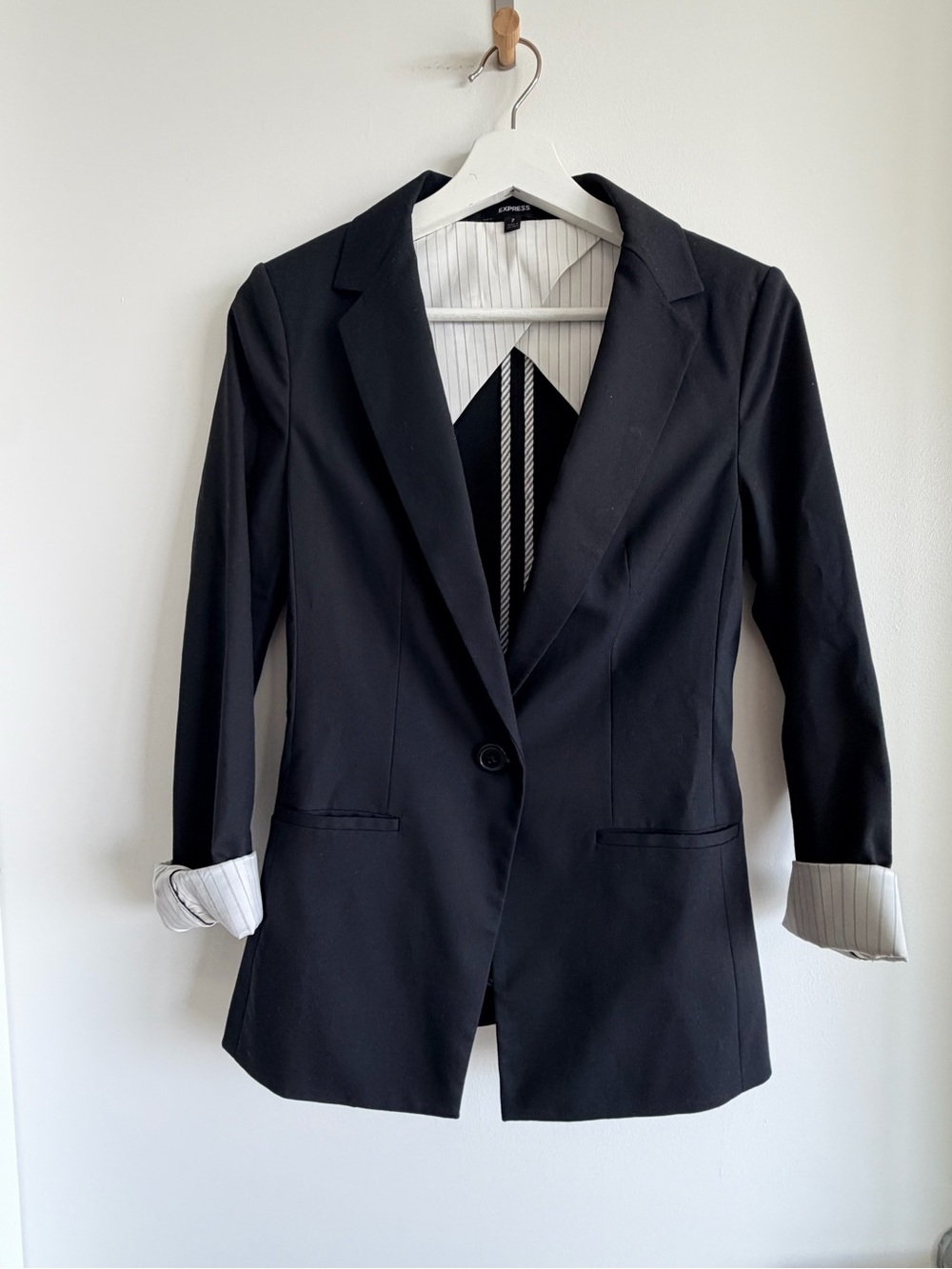 Express Classic Black Single-Button Blazer size 2